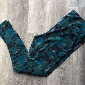 TC geometric leggings!
